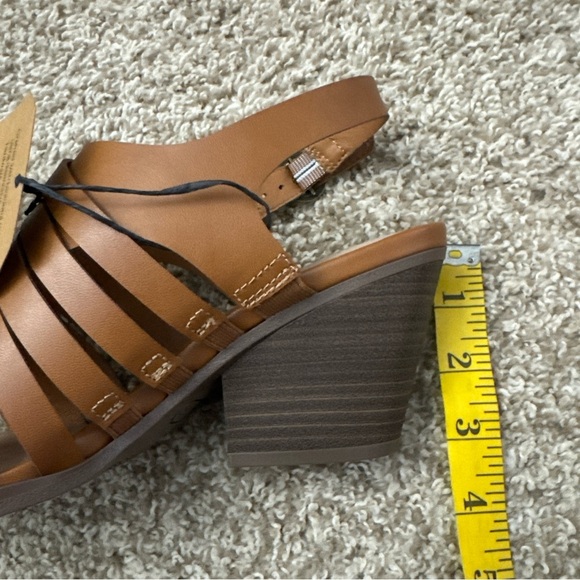 Frye and Company Galia Solid Tan Size 8 M Strappy Heeled Sandals - Picture 3 of 16